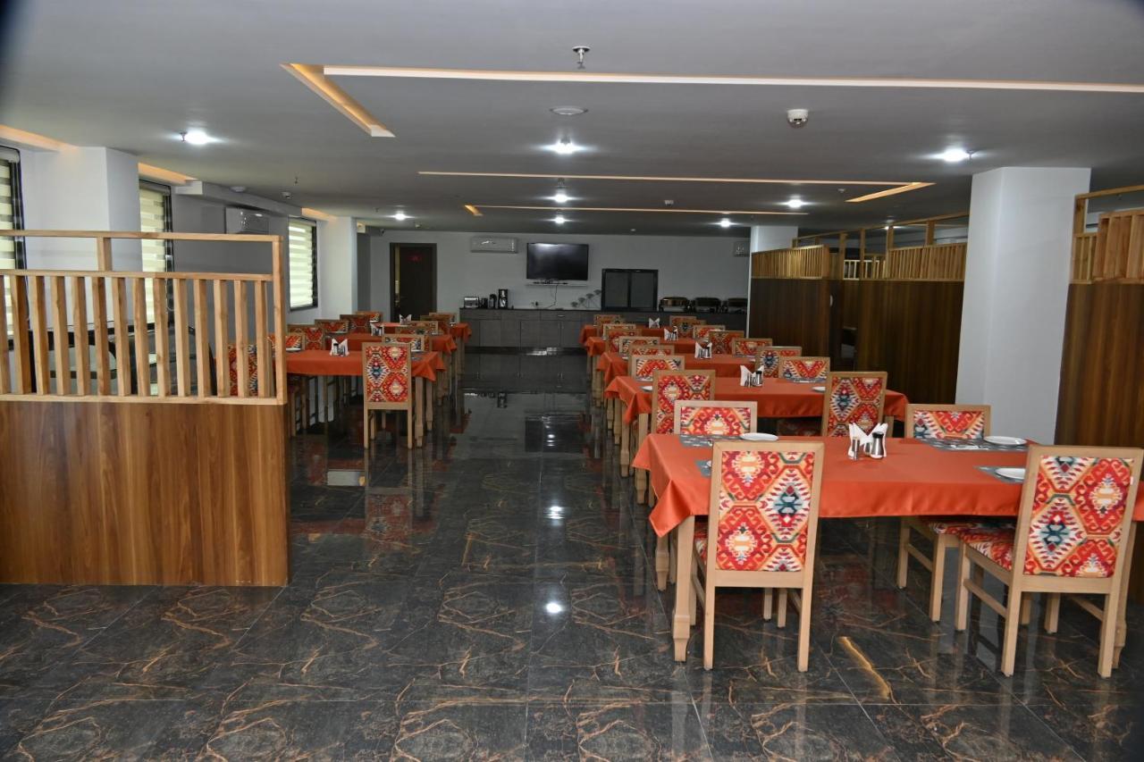 The Orange Zest Vithalpur Exterior foto