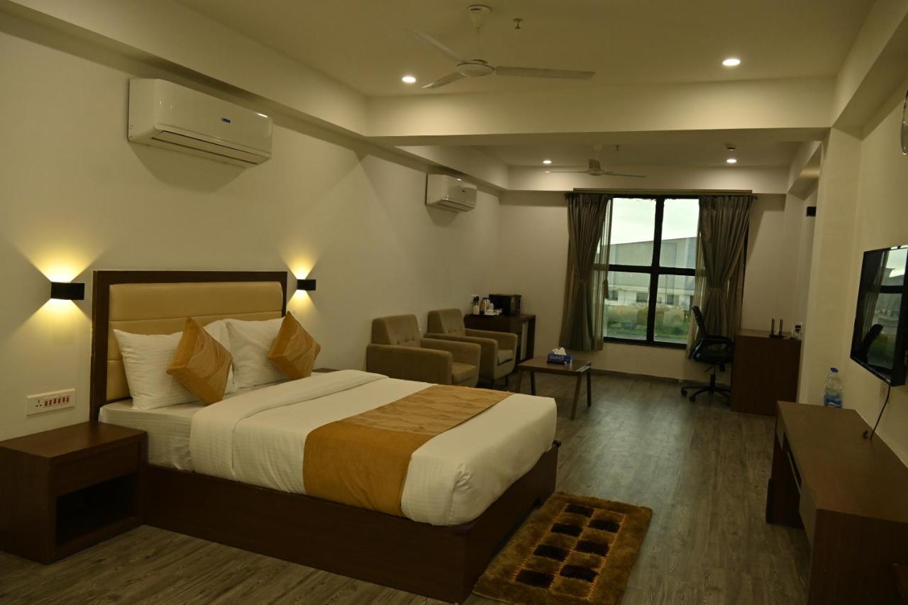 The Orange Zest Vithalpur Exterior foto